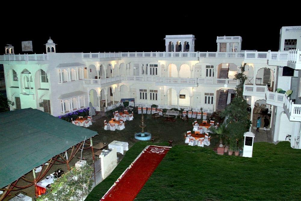 فندق Jaipur Darbar المظهر الخارجي الصورة